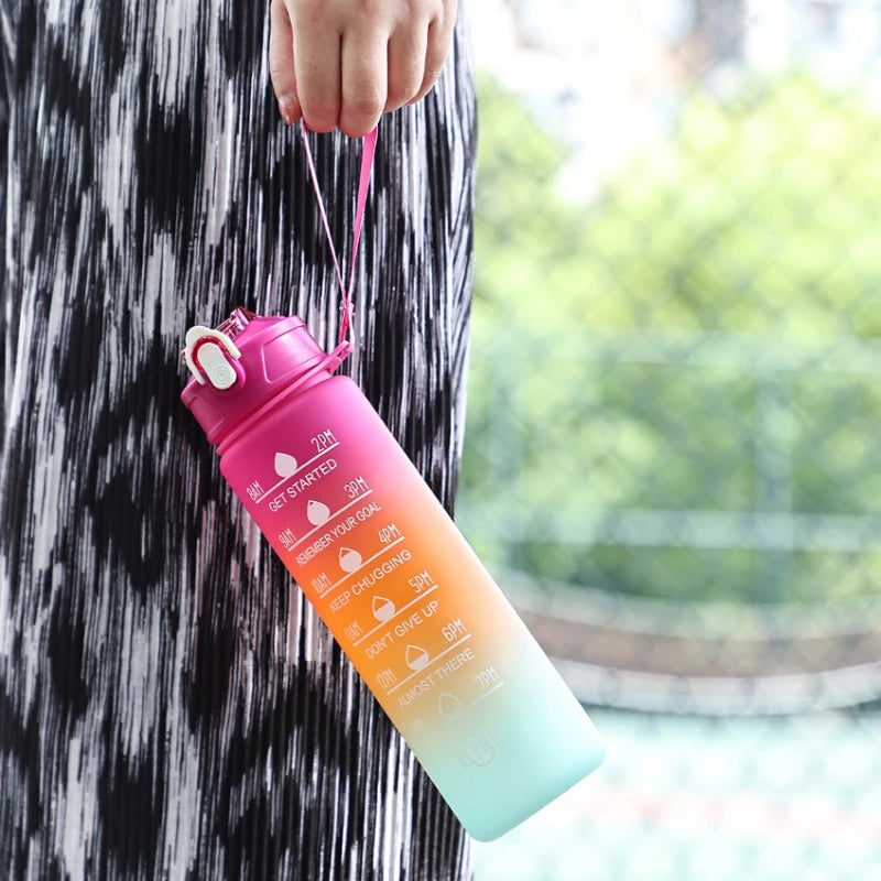 800ML Large Capacity Sports Water Bottle Leak Proof Plastic Drinking Cup with Scale Suitable for Travel Fitness Leakproof